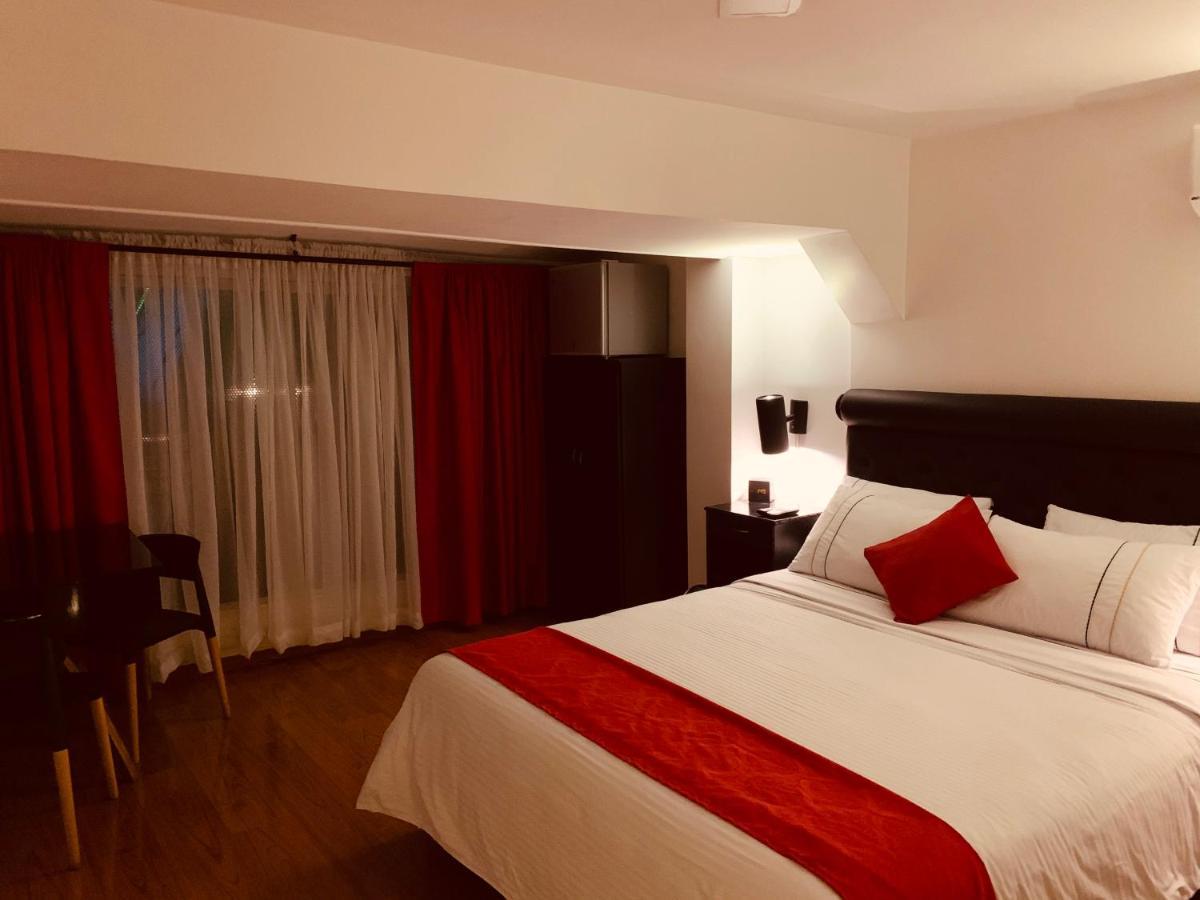 Hotel Veler Restaurante Меделин Екстериор снимка