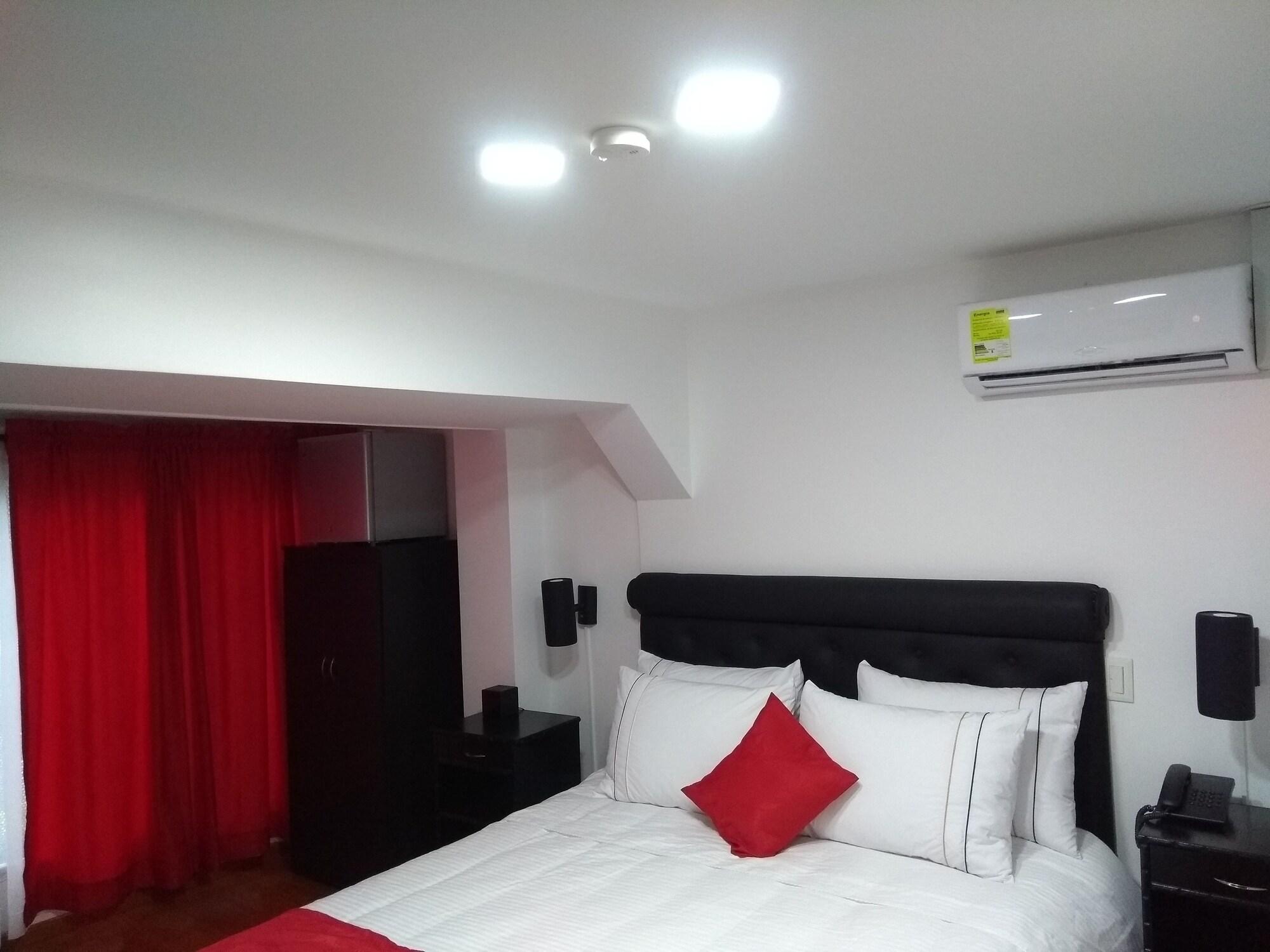Hotel Veler Restaurante Меделин Екстериор снимка