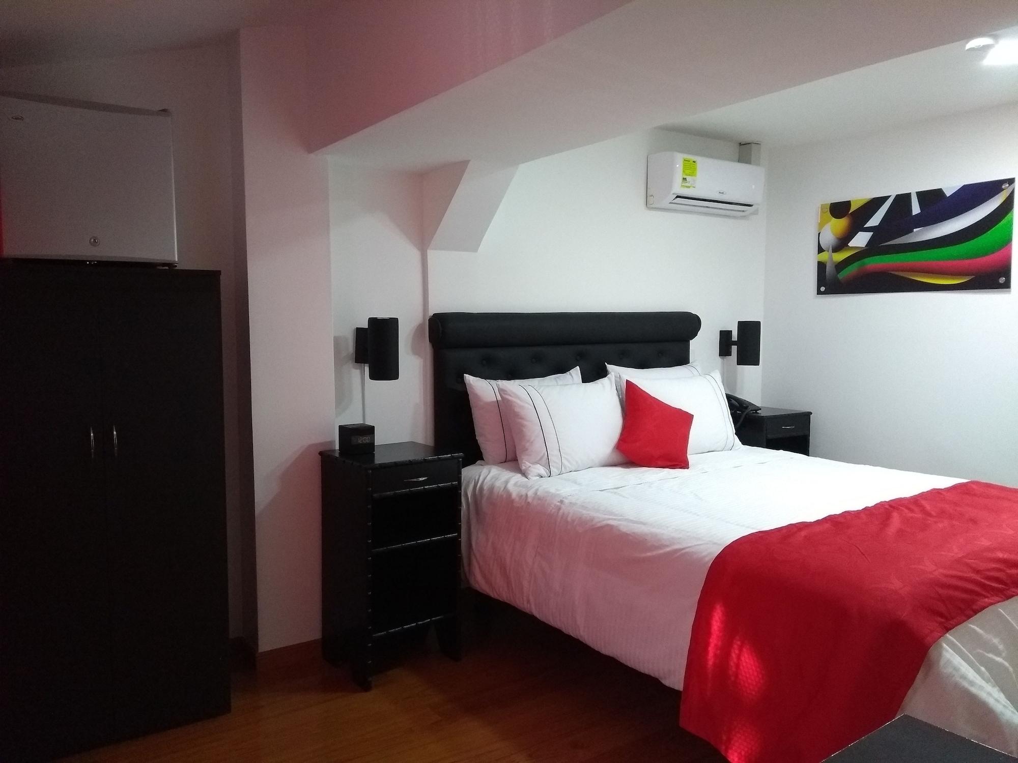 Hotel Veler Restaurante Меделин Екстериор снимка