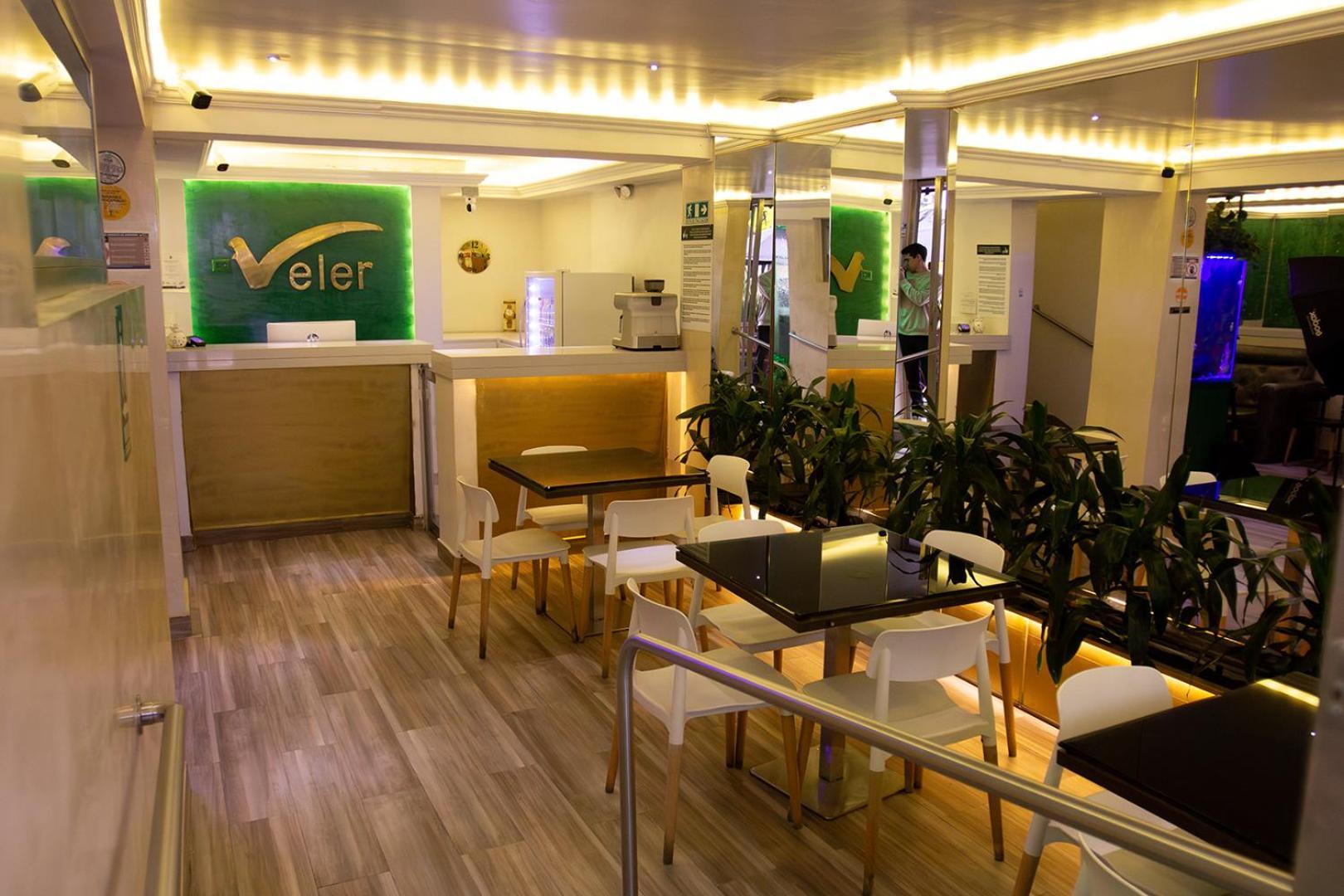 Hotel Veler Restaurante Меделин Екстериор снимка
