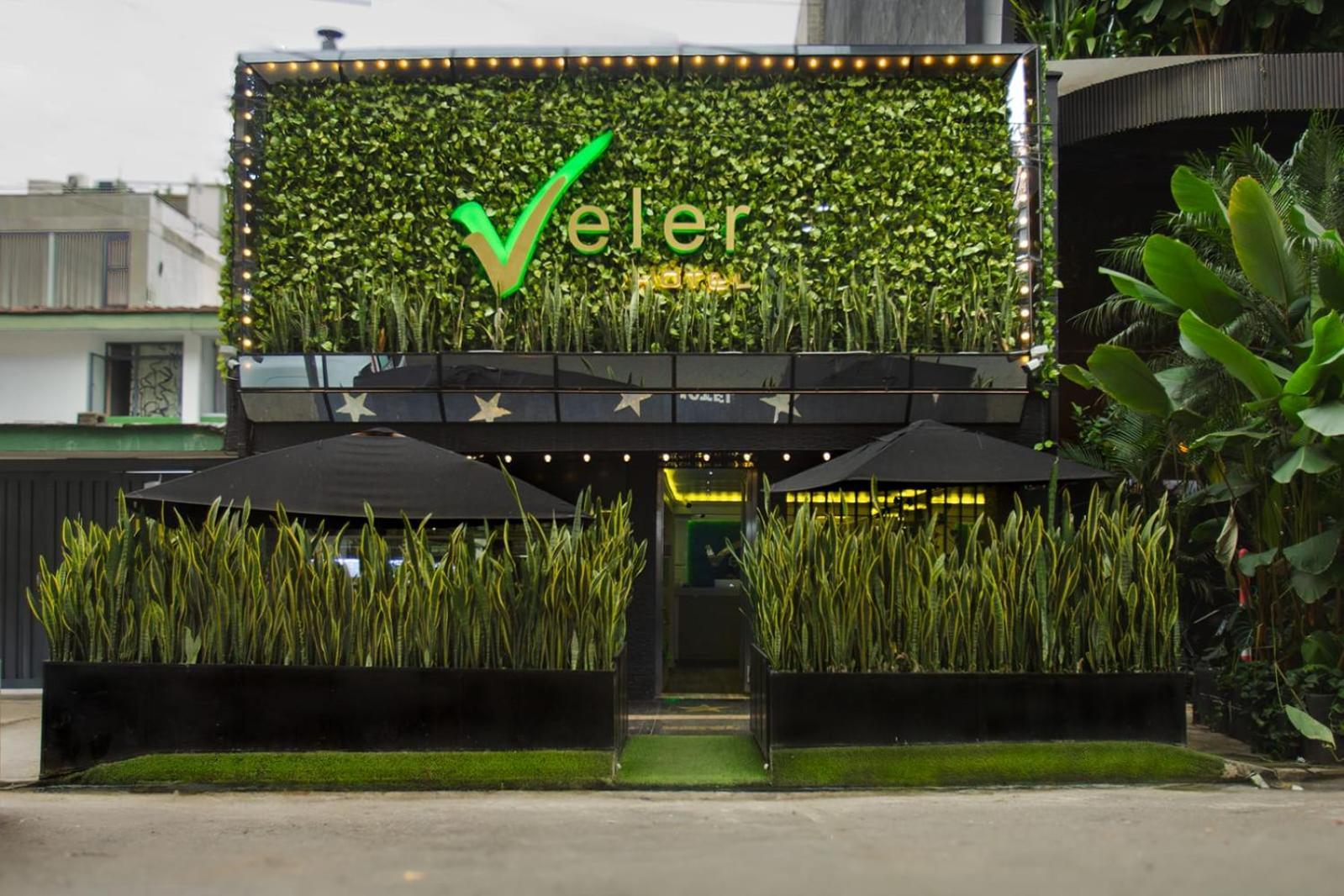 Hotel Veler Restaurante Меделин Екстериор снимка