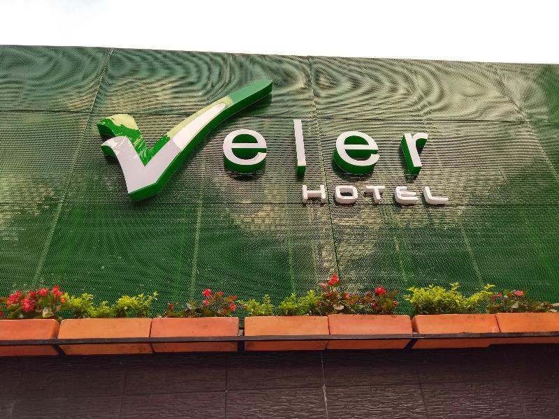 Hotel Veler Restaurante Меделин Екстериор снимка